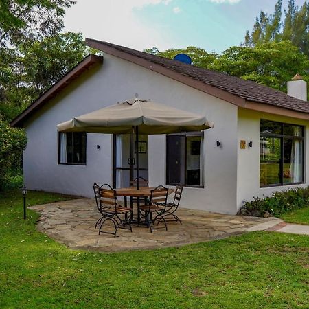 Black Wattle House Накуру Экстерьер фото